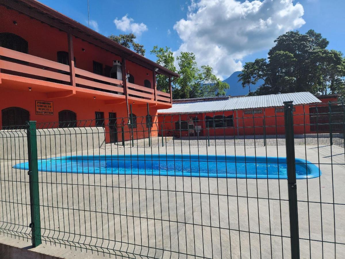 0001.04 - Maranduba - Apto - 2 - 8 Pessoas - 2 Quadras Do Mar - Piscina - Wi-fi Apartamento *
